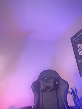 Snapshot of max_valiant1 chatting on 03-09-26, 07:51 max valiant1 online show from 03-09-26, 07:51