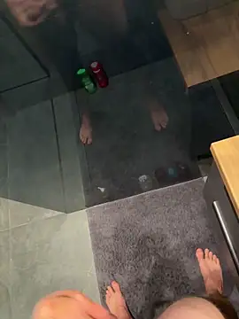 Snapshot of cumshot_foryou chatting on 11-27-25, 11:40 cumshot foryou online show from 11-27-25, 11:40