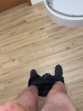 Snapshot of cumshot_foryou chatting on 12-13-25, 09:31 cumshot foryou online show from 12-13-25, 09:31