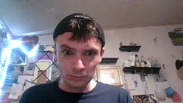 RichardW online show from 12-15-25, 09:08