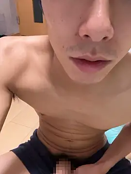 Snapshot of juri20cm chatting on 09-24-25, 05:05 juri20cm online show from 09-24-25, 05:05