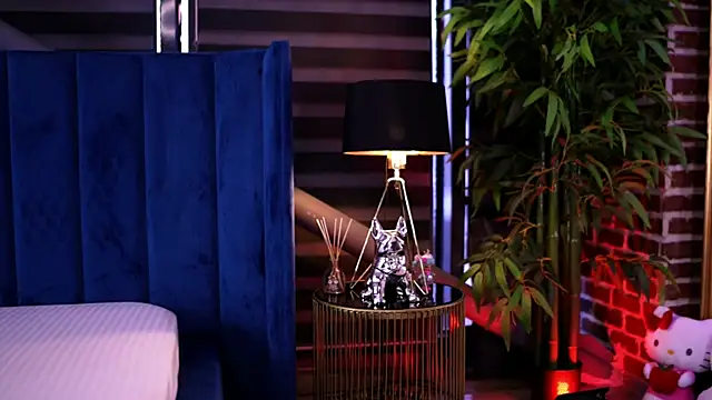 MillaSerene online show from 03-01-26, 05:53