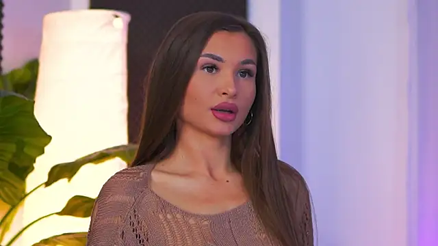 Snapshot of KyssaraPlay chatting on 10-14-25, 06:31 KyssaraPlay online show from 10-14-25, 06:31