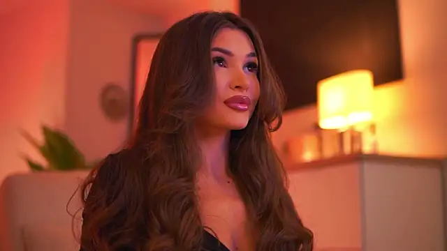 Snapshot of KyssaraPlay chatting on 01-06-26, 07:39 KyssaraPlay online show from 01-06-26, 07:39