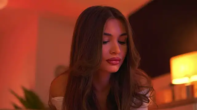 Snapshot of KyssaraPlay chatting on 01-08-26, 07:27 KyssaraPlay online show from 01-08-26, 07:27