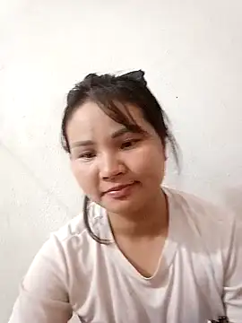 Heulwen-22 online show from 10-30-25, 09:15