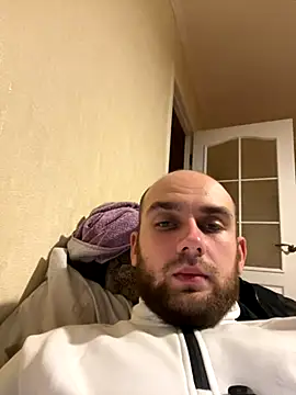 LuckyGirlfriends online show from 11-04-25, 06:18