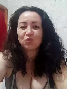 Snapshot of Velvet3451 chatting on 10-25-25, 02:56 Velvet3451 online show from 10-25-25, 02:56