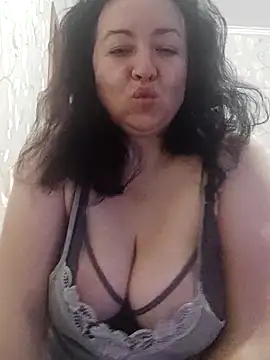 Snapshot of Velvet3451 chatting on 12-18-25, 08:59 Velvet3451 online show from 12-18-25, 08:59