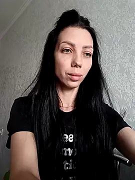Snapshot of Princessa99885 chatting on 09-10-25, 03:56 Princessa99885 online show from 09-10-25, 03:56