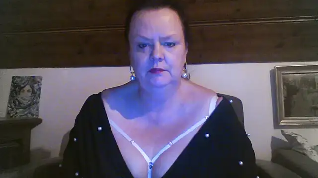 TiffanyMature online show from 04-10-26, 08:24
