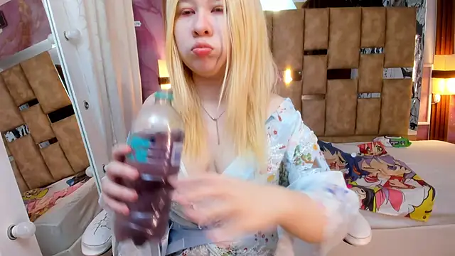 Melody Lolii online show from 01-13-26, 06:13