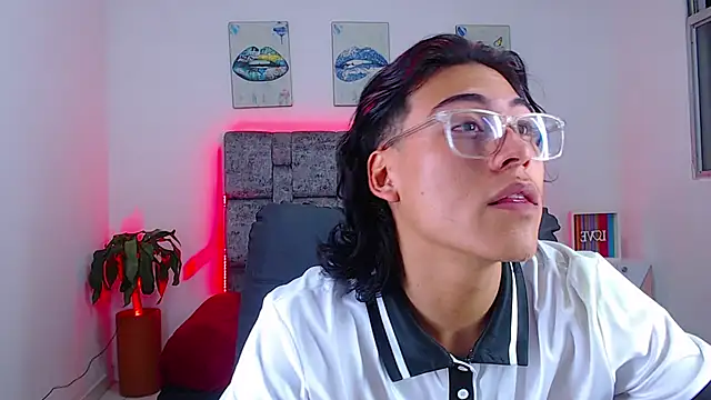 dirty model online show from 10-15-25, 11:16