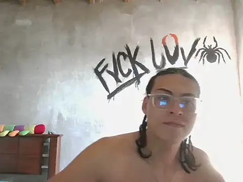 dirty model online show from 03-11-26, 09:32