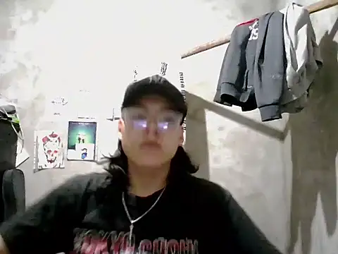 dirty model online show from 04-26-26, 04:54