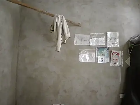 dirty model online show from 04-28-26, 05:18