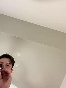 Snapshot of adamdamn chatting on 03-27-26, 08:26 adamdamn online show from 03-27-26, 08:26