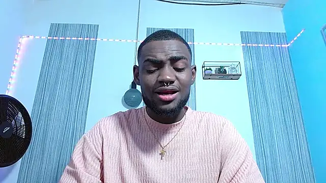 eebony stallion online show from 10-28-25, 03:10