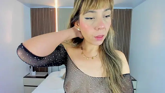 MELISSAROUGE online show from 07-10-26, 01:47