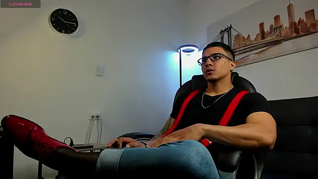 Dash Bukoski online show from 12-20-25, 02:57