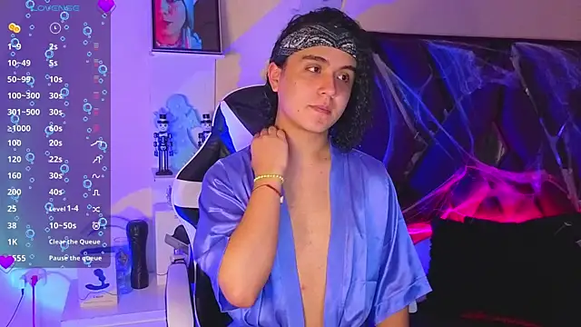 derek greyy  online show from 10-26-25, 08:37