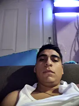 Snapshot of Rtmh1250 chatting on 10-27-25, 12:15 Rtmh1250 online show from 10-27-25, 12:15