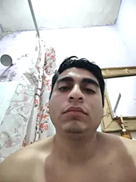 Snapshot of Rtmh1250 chatting on 11-27-25, 05:09 Rtmh1250 online show from 11-27-25, 05:09