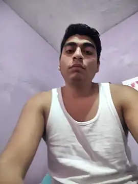 Snapshot of Rtmh1250 chatting on 11-28-25, 05:26 Rtmh1250 online show from 11-28-25, 05:26