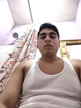 Snapshot of Rtmh1250 chatting on 12-19-25, 03:35 Rtmh1250 online show from 12-19-25, 03:35