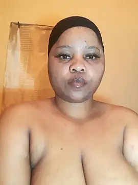 Snapshot of PRINCESSEMELXX93 chatting on 09-27-25, 03:22 PRINCESSEMELXX93 online show from 09-27-25, 03:22