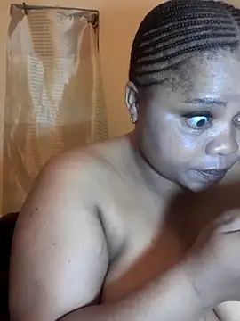 Snapshot of PRINCESSEMELXX93 chatting on 10-14-25, 01:06 PRINCESSEMELXX93 online show from 10-14-25, 01:06