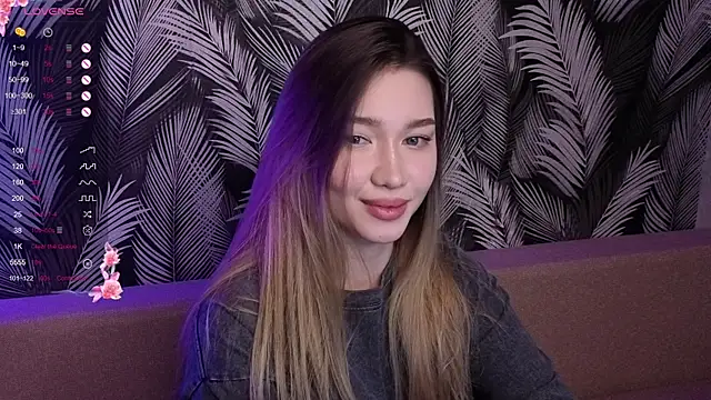 Snapshot of Yuki_Star chatting on 10-12-25, 03:44 Yuki Star online show from 10-12-25, 03:44