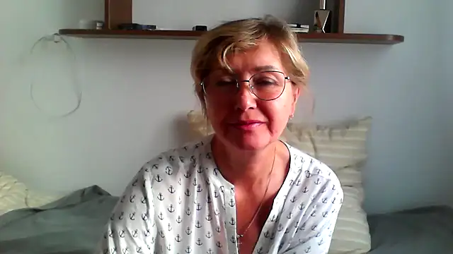 IrynaMolbertx online show from 09-22-25, 01:35