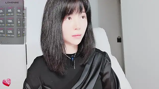 Amy-i online show from 01-11-26, 02:44