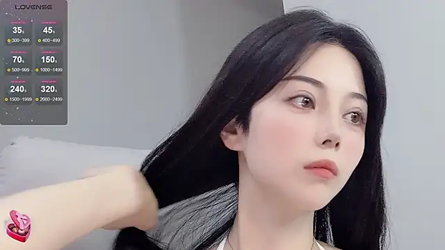 Amy-i online show from 06-28-26, 12:33