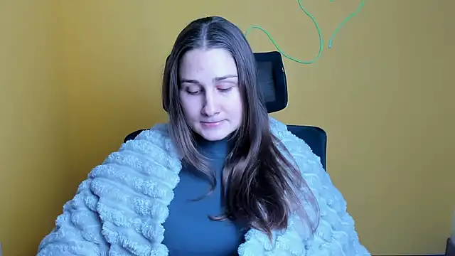 Stefanie Sweet online show from 11-18-25, 07:02