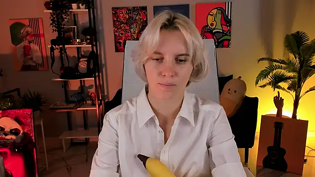 BethanyCloud online show from 10-04-25, 05:27