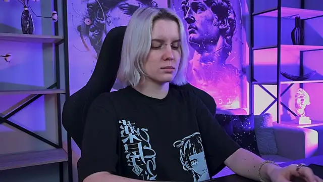 BethanyCloud online show from 01-15-26, 05:23