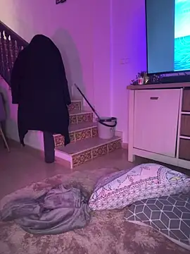 Rosieredxox online show from 03-07-26, 08:55