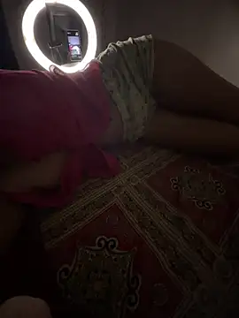 jiya00 online show from 11-11-25, 09:37