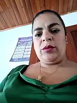 Mia-Glow online show from 03-06-26, 01:18