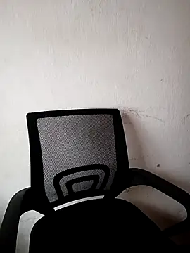 Mia-Glow online show from 04-27-26, 11:41