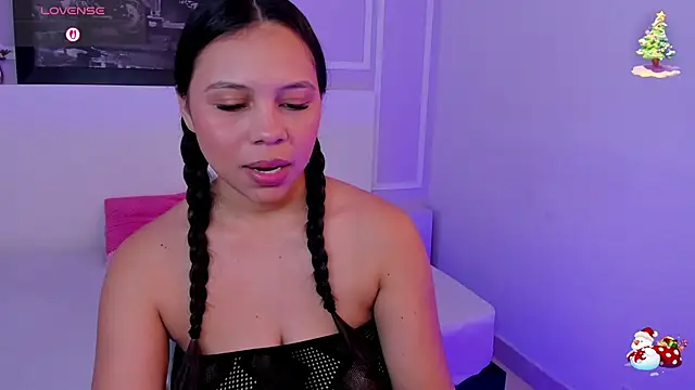 Snapshot of candy_lux30 chatting on 01-06-26, 03:21 candy lux30 online show from 01-06-26, 03:21