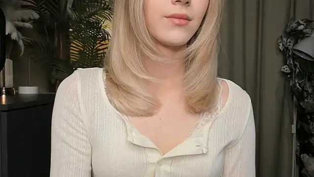 ChinBonnell online show from 12-15-25, 05:44