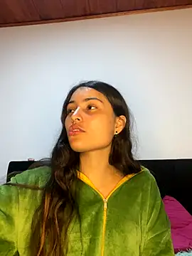 Snapshot of hotwife26 chatting on 12-03-25, 03:03 hotwife26 online show from 12-03-25, 03:03