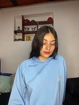 Snapshot of hotwife26 chatting on 03-12-26, 02:29 hotwife26 online show from 03-12-26, 02:29