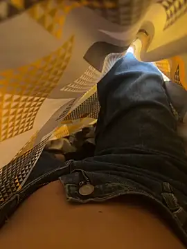 crazy111girl online show from 11-17-25, 03:51