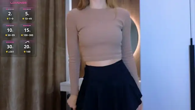 LouisaChaobal online show from 11-24-25, 01:49