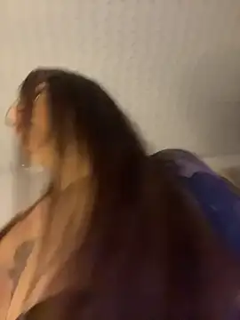 Snapshot of alysa_g_ chatting on 07-16-26, 12:05 alysa g online show from 07-16-26, 12:05