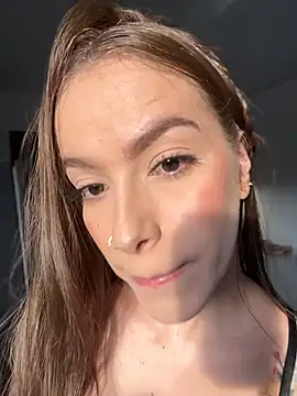 Snapshot of alysa_g_ chatting on 07-17-26, 10:36 alysa g online show from 07-17-26, 10:36